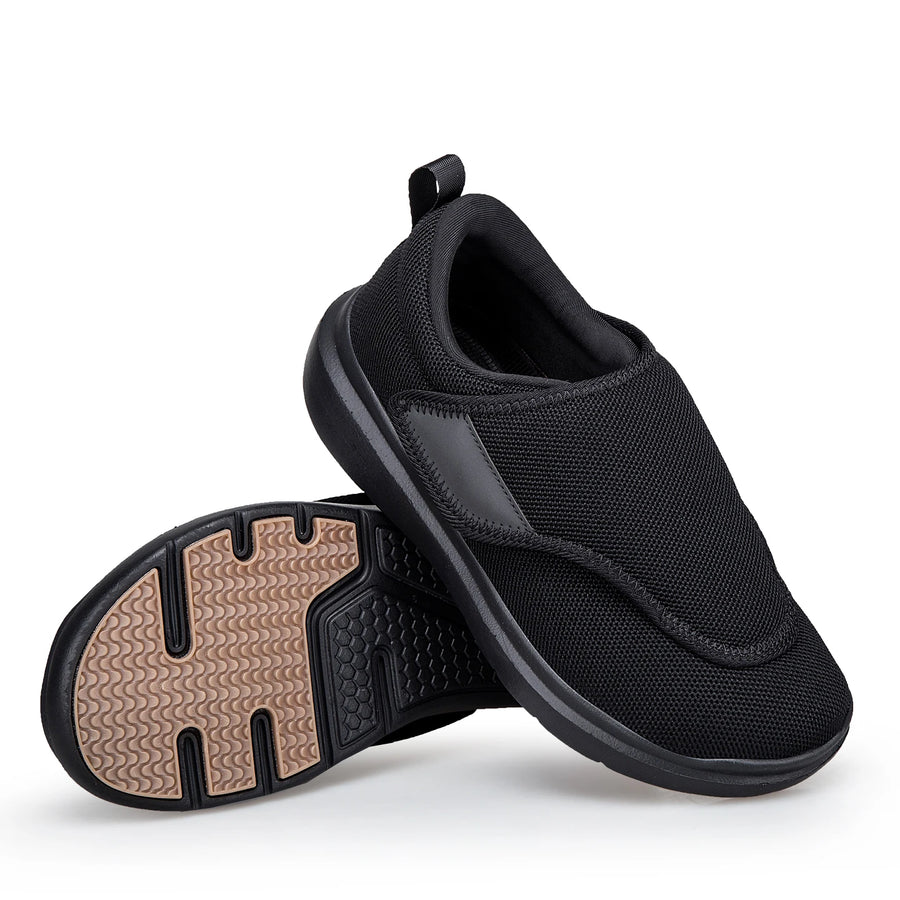 The Wide Comfort Pro in Black