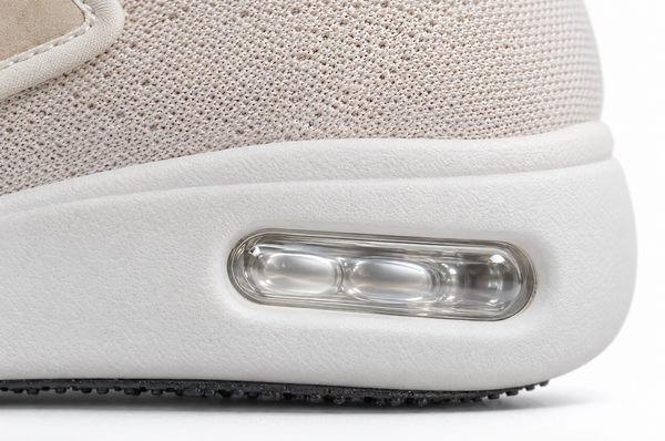 Cloud cushioning midsole and anti-slip traction sole